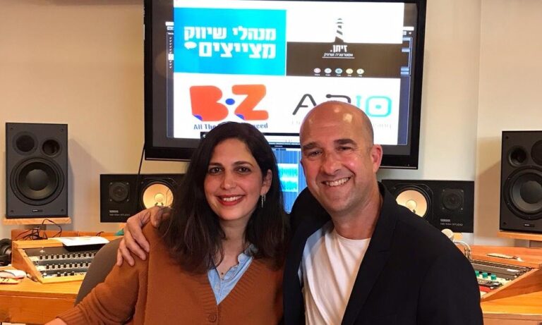 פודקסט השיווק בסימן ריטייל: ראיון עם עדי קריב סמנכ"לית השיווק של קימברלי קלארק