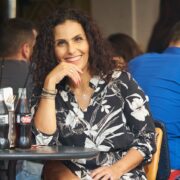 הכירו את יעל סויסה מנהלת השיווק של כוכב אלומיניום