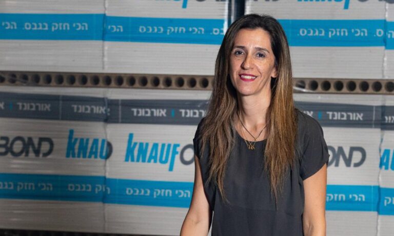 הכירו את אתי מרקוביץ עשני, סמנכלית שיווק ומכירות מוצרי גמר, אורבונד