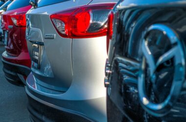 רכבים להשכרה, צילום: Obi Onyeador