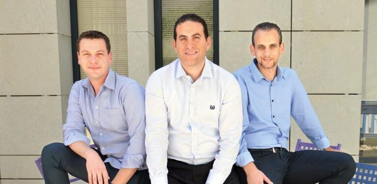 אמיר שניידר, טל ספיבק ולירן פורמן בגלובס: כיף לדקלם 'סנאפצ'ט' ו'פרוגרמטי', אבל מנהלי שיווק צריכים יותר מזה
