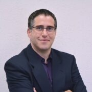 הכירו את ערן סורוקה מנהל שיווק cocohub.ai – פלטפורמה לבניית צ'אטבוטים