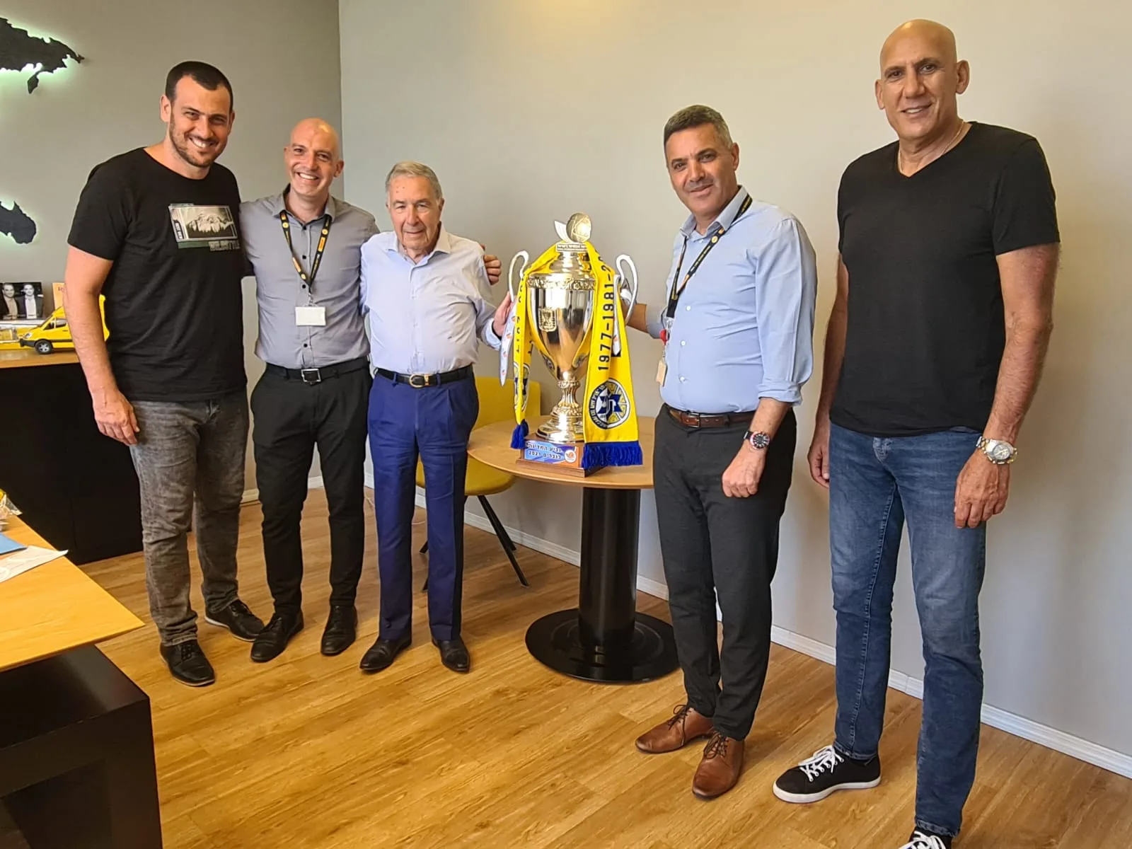 DHL אקספרס ומועדון הכדורסל מכבי ת"א חתמו על הסכם המשך החסות