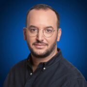 שי אבן מנהל השיווק של קבוצת נופר אנרגיה