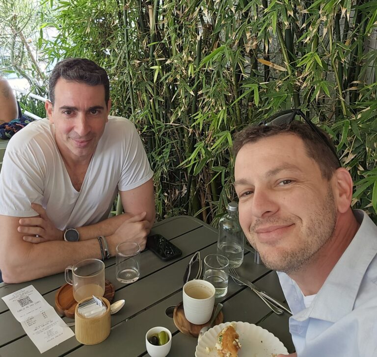 ריאיון שיווקי 1:1 עם אסף אביב, סמנכ"ל השיווק והתוכן של קבוצת התקשורת פרטנר