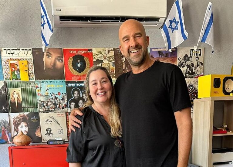 פרק 309 בפודקאסט השיווק: שרית אברבוך אליה, מרצה ומלווה ארגונים ליישום AI בסביבות עבודה