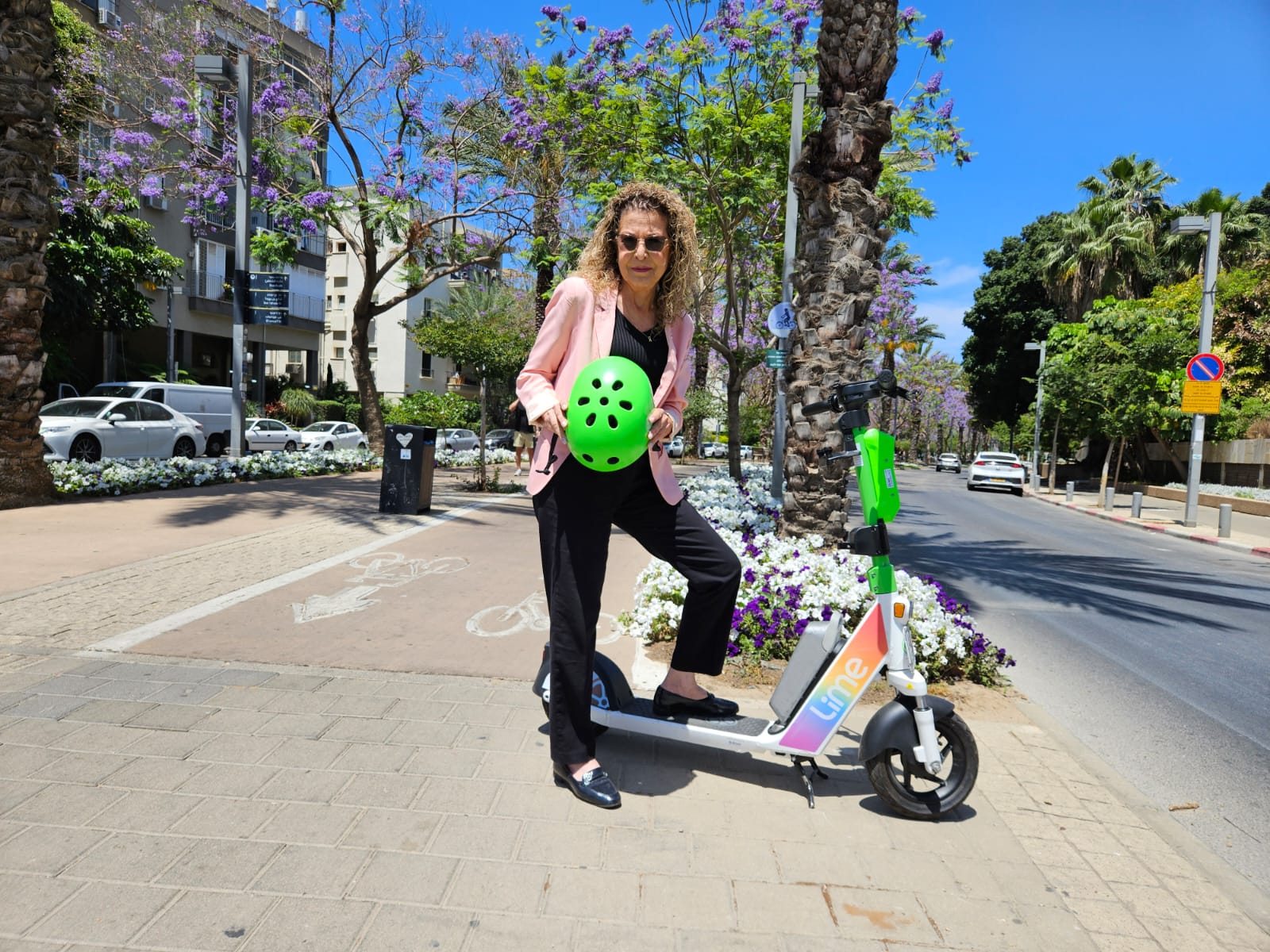Lime משיקה קורקינטים ממותגים בצבעי הגאווה כאות לתמיכתה בקהילת הלהט"ב