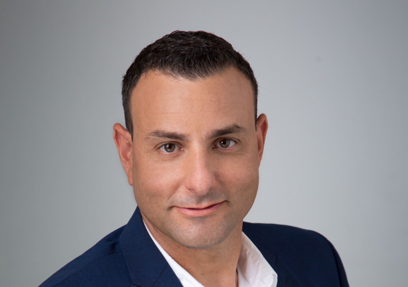 הרמן וקוואלקום ישתפו פעולה לקידום בינה מלאכותית גנרטיבית בעולם הרכב
