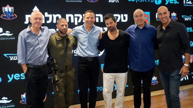 פלאפון ו־yes העניקו מלגות לימודים לחיילי חטיבת גבעתי