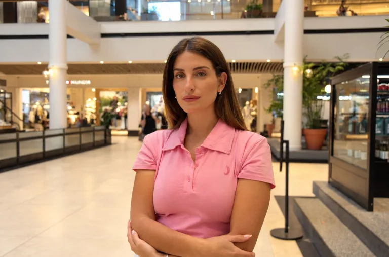 קניוני עופר מציינים את חודש המודעות לסרטן השד במהלך חברתי המשלב אופנה, העצמה נשית ותרומה לקהילה
